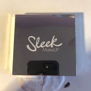 Sleek Highlighter palette